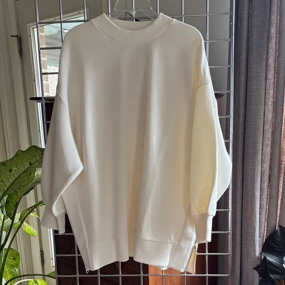 Varley Anthropologie Side Zip Sweatshirt - Picture 4 of 15